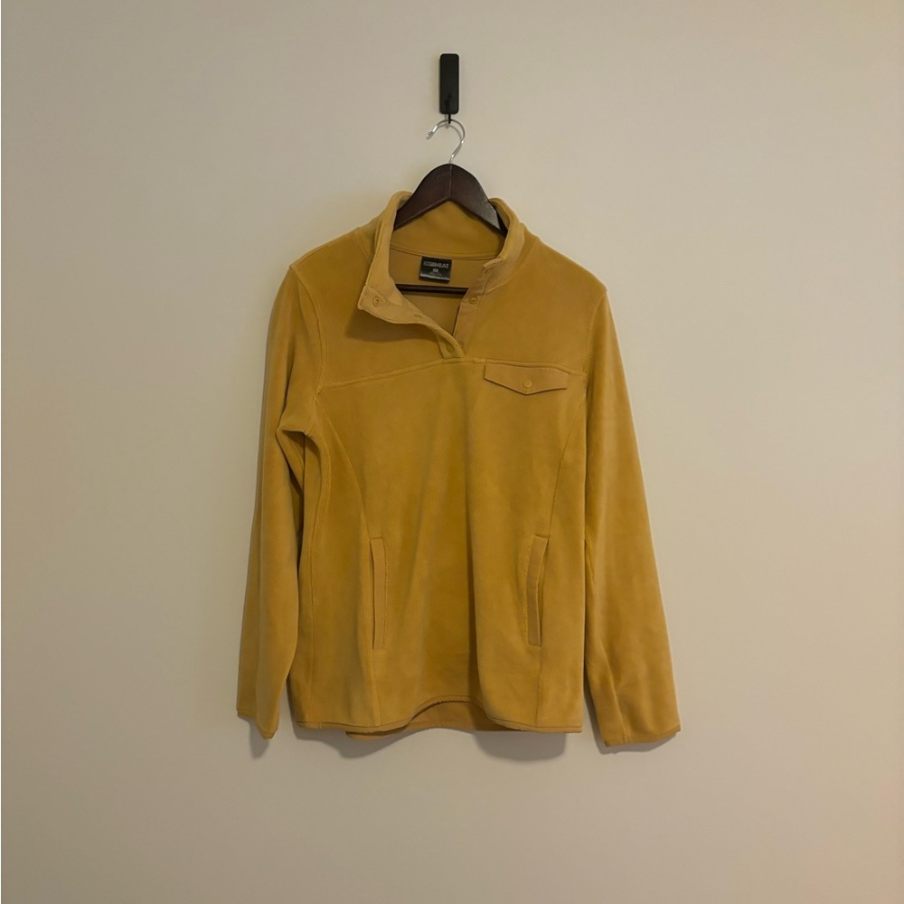Like New Yellow Fleece Pullover Sweater. Size Small.